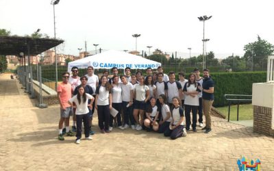 Actividad de tenis con colegio Santa María del Valle